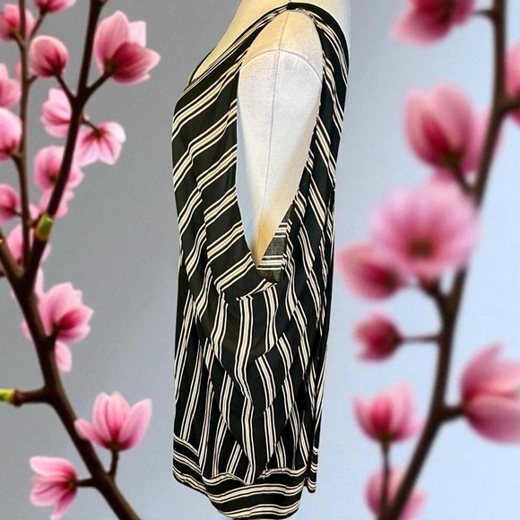 NWT Uma and Leopold Black, Tan & White Striped Sleeveless V-Neck Caftan Dress M - Picture 5 of 12